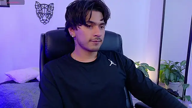 Elian_savoy 在線直播表演