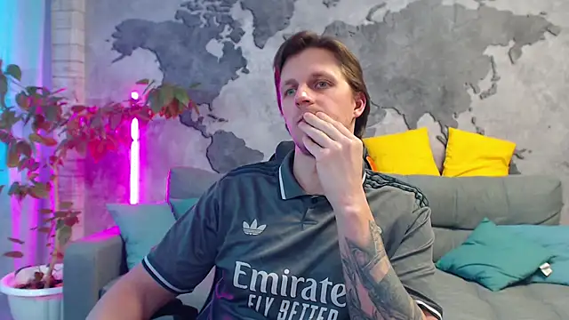 VikingChrisss: απευθείας συνομιλία ΧΧΧ