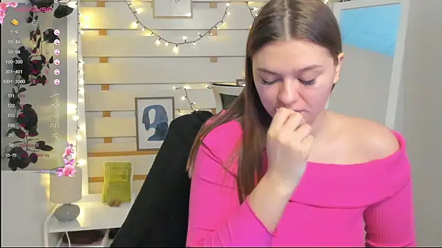 Josephine_Kiss 即時 XXX 聊天