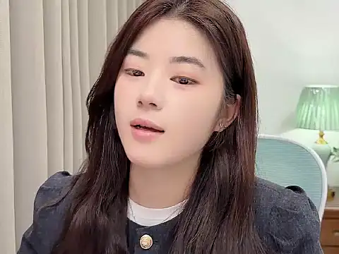 Show de Nicole20266 na webcam