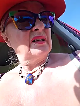 Hot-Muci's Webcam Show