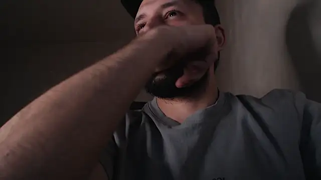 henryaxe 现场XXX聊天