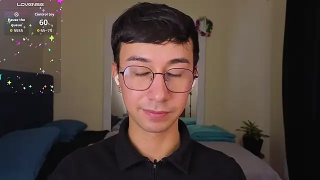 cameron_cum Adlı Modelin Canlı XXX Sohbeti