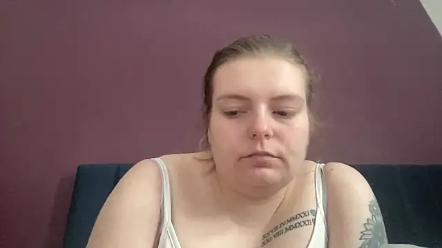 Ellarose-xo Webcamshow