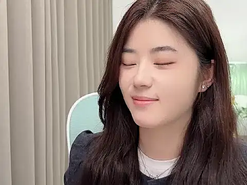 Nicole20266 Pertunjukan Webcam