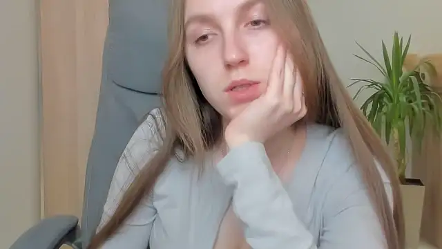 Nessi-Morris' Webcam Show