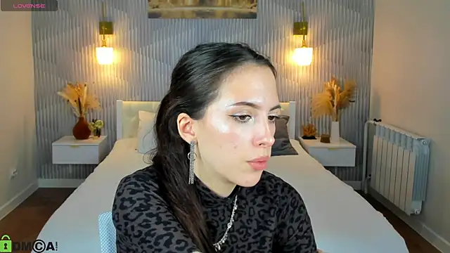 Chat +18 de elise_robbie ao vivo