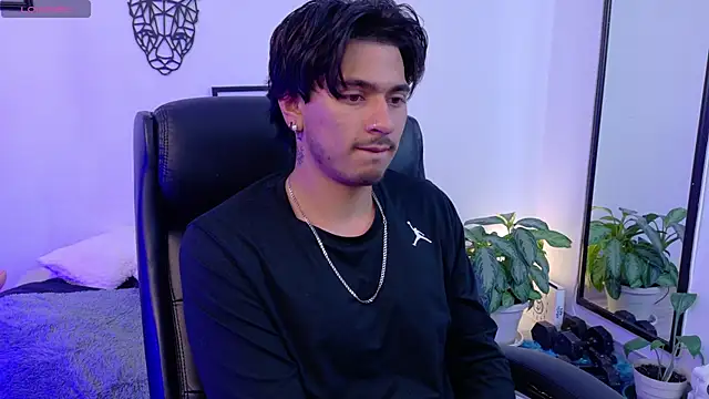 XXX chat uživo modela Elian_savoy