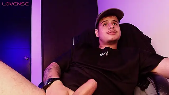 XXX chat uživo modela BjornSteel