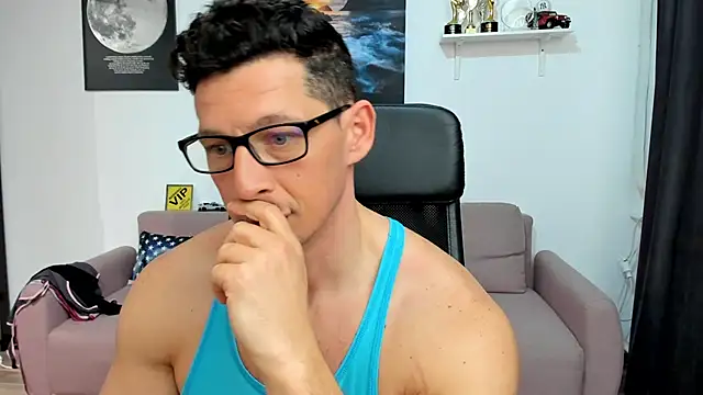 BrutusK08 Webcam Show