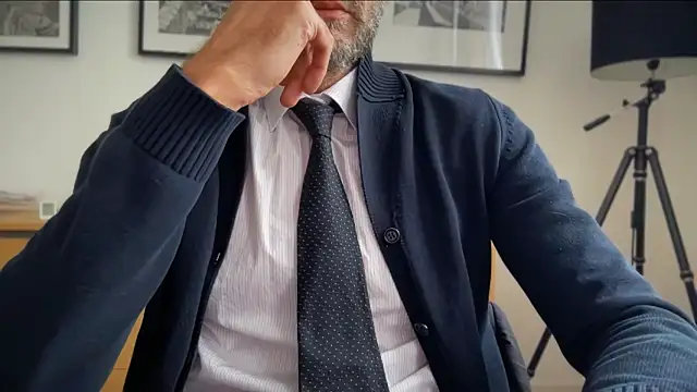 Онлайн чат XXX mecchaude