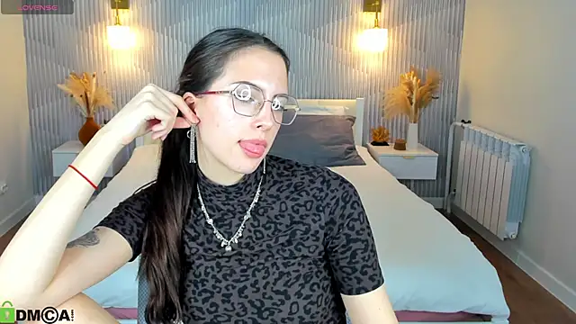 elise_robbie 现场XXX聊天