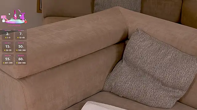 MadelineFox: онлайн-секс-чат