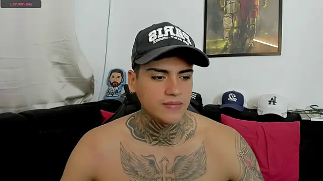 mad_maxxx2's Webcam Show