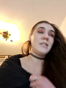 SamaraShadow Adlı Modelin Canlı XXX Sohbeti