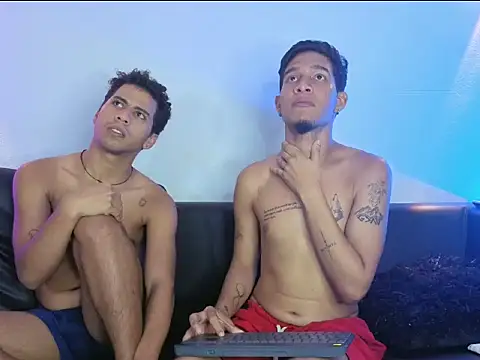 Hot-Boys-ADS' Live XXX Chat