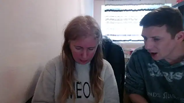 PeterAndJenn Webbikameraesitys