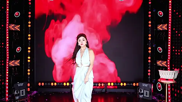 cdyyds003 Adlı Modelin Canlı XXX Sohbeti