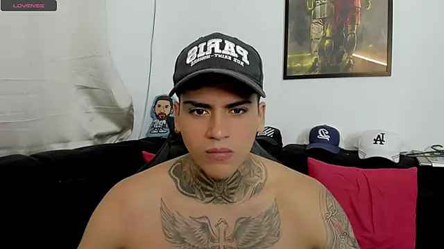 mad_maxxx2 Show in webcam