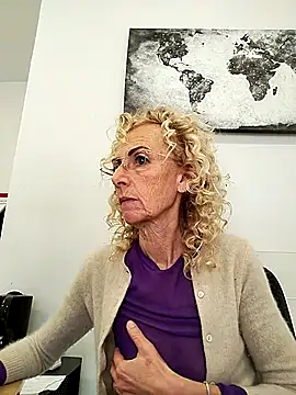 clarabell4's Live XXX Chat