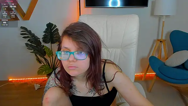 Ariell_Mini élő XXX-chatje