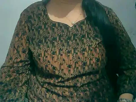 Cute_Aliyaa élő XXX-chatje