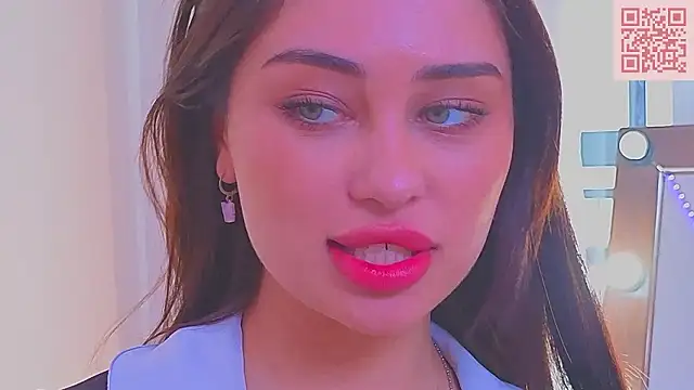 Sofia_Plump Pertunjukan Webcam