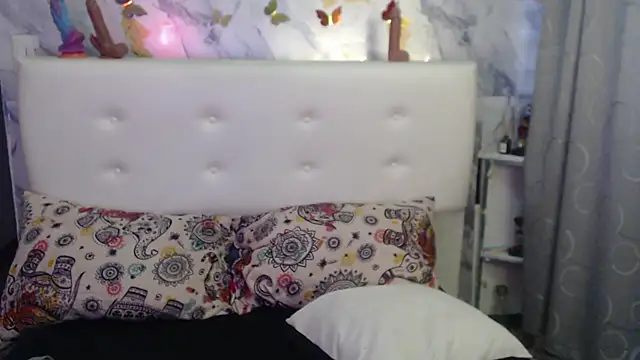 Онлайн чат XXX Nicolelewllss