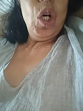 NakedMILFxn Live XXX chat