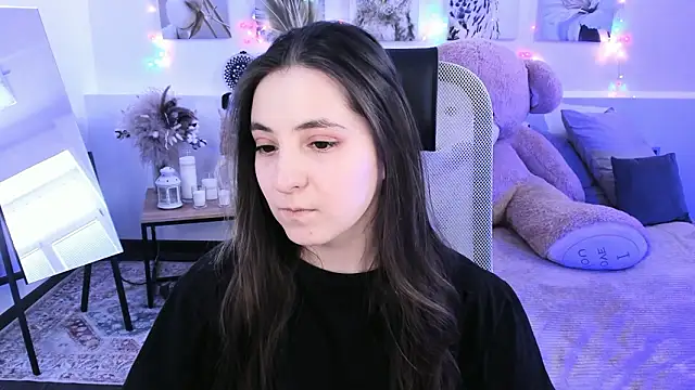 دردشة VirtuallVoyant الجنسية المباشرة