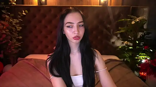 WildKittenX_ 라이브 XXX 채팅