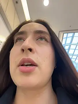 Holly_Play Live XXX Chat