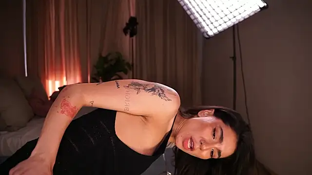 YokoKoko_ Chat XXX in diretta