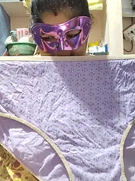 tamilthanushri Chat XXX live