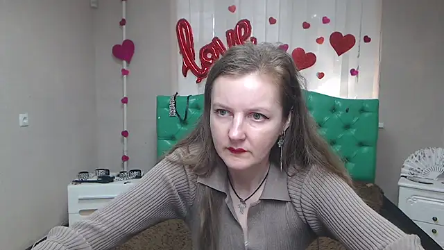 XXX chat uživo modela MeganPirs