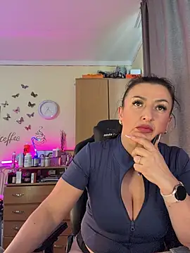 XXX chat uživo modela Hotangel75
