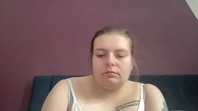 Ellarose-xo Webcam Show