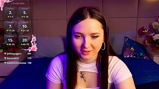 Tiny_BunnyX Live XXX-chat