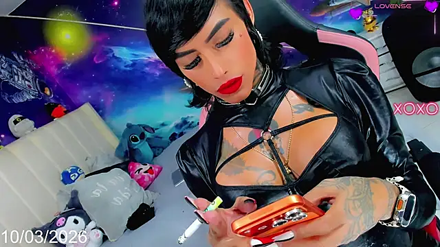 Chat XXX en directo de Nella_Dolls