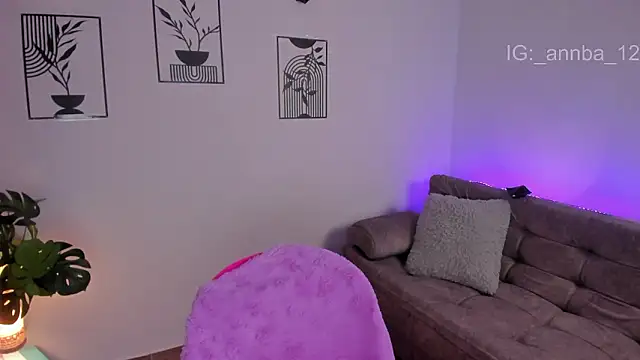 Chat XXX Live annie_barozzi