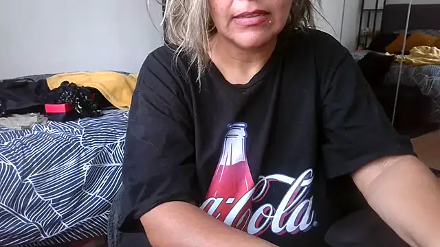 sarametisse26's Live XXX Chat