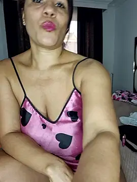 karla-bruni 라이브 XXX 채팅