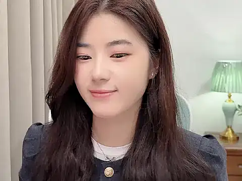 Nicole20266 在線直播表演