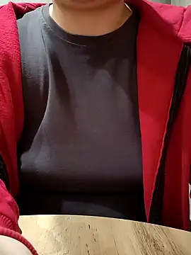 Emi_hot1 라이브 XXX 채팅