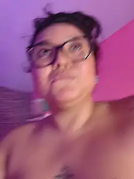 XXX chat uživo modela AbyanaGom