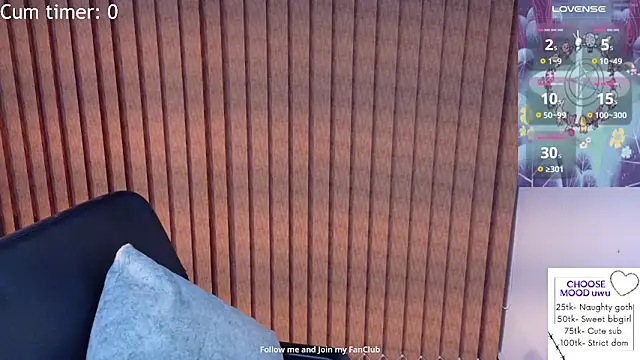 Eli666uwu's Live XXX Chat