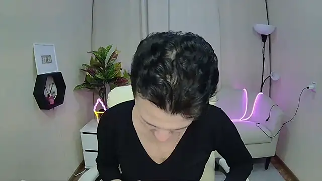 AvaSaturnian's Live XXX Chat