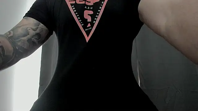 TONYWILSONN Webcam Show