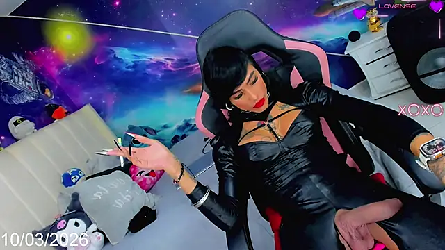 Nella_Dolls 在線直播表演