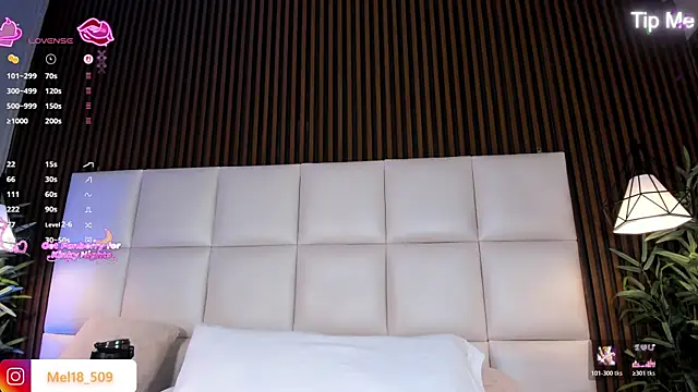 Chat XXX en directo de MelanieKlaus